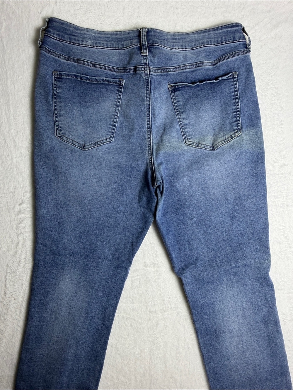 High Rise Ultimate Jegging Size 17 - Picture 5 of 7